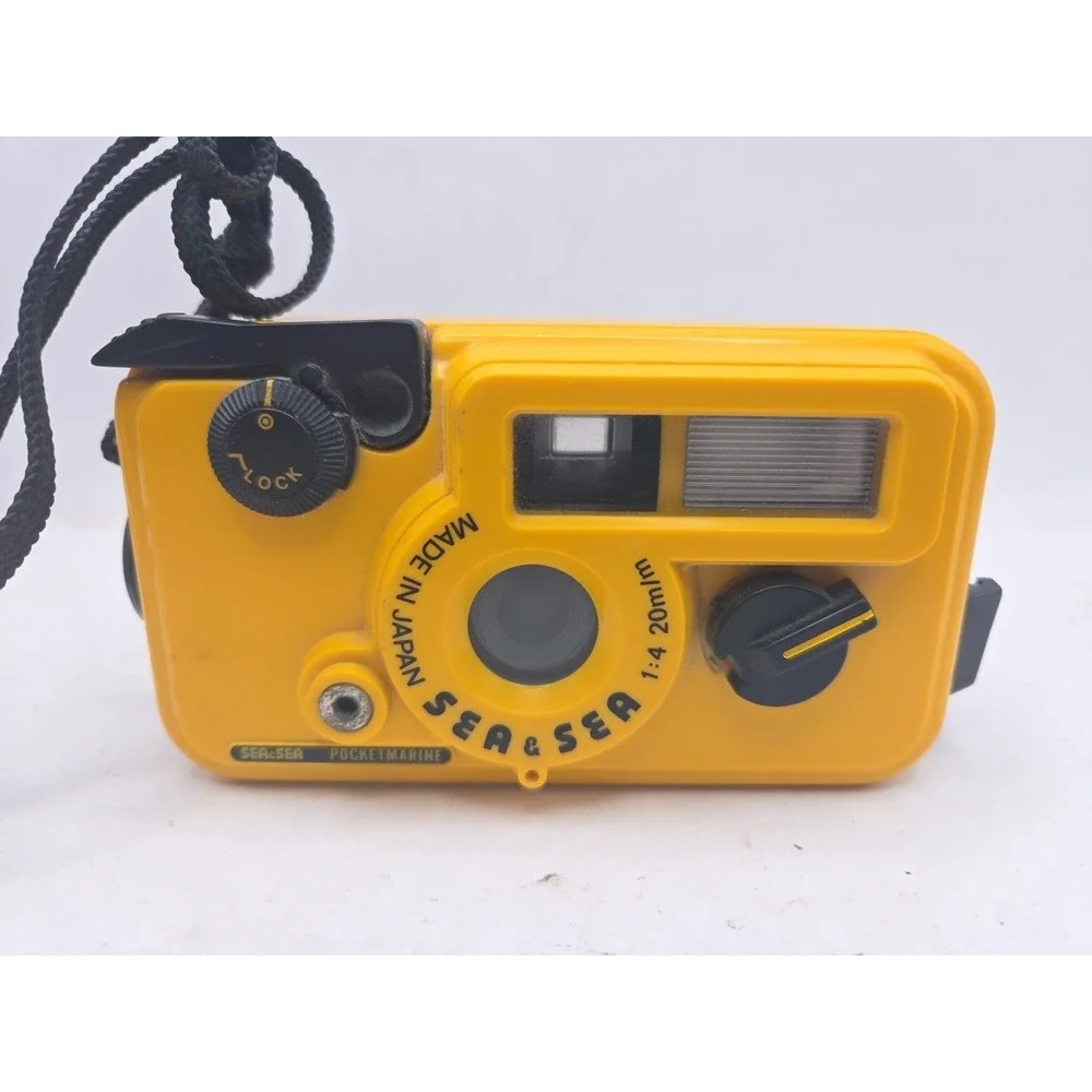 Untested Sea & Sea Underwater Pocket Marine Camera 110 20mm Made In Japan